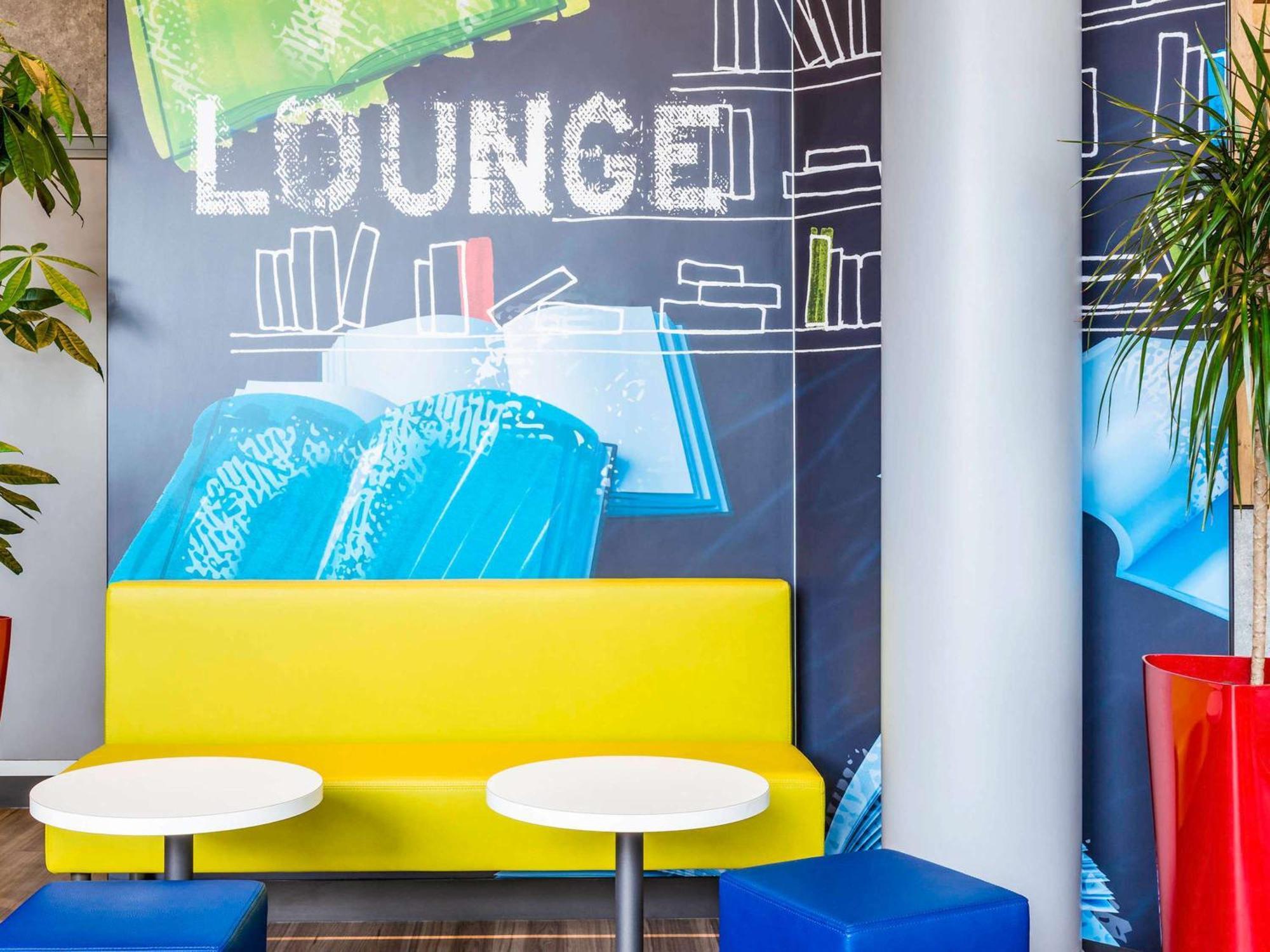 Ibis Budget Rueil Malmaison Zewnętrze zdjęcie
