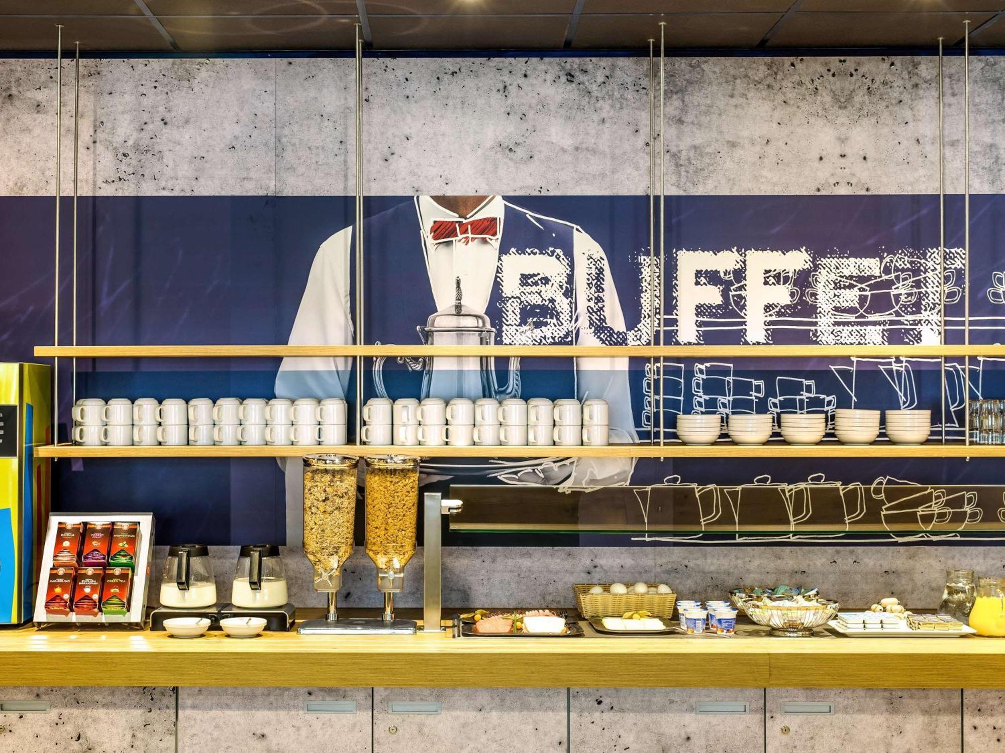 Ibis Budget Rueil Malmaison Zewnętrze zdjęcie
