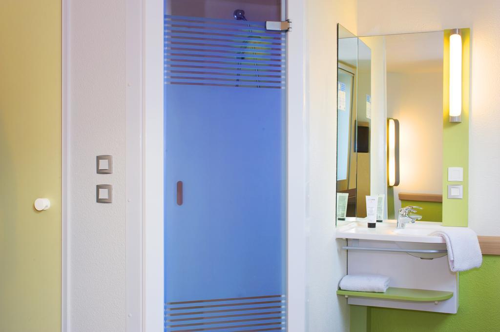 Ibis Budget Rueil Malmaison Zewnętrze zdjęcie