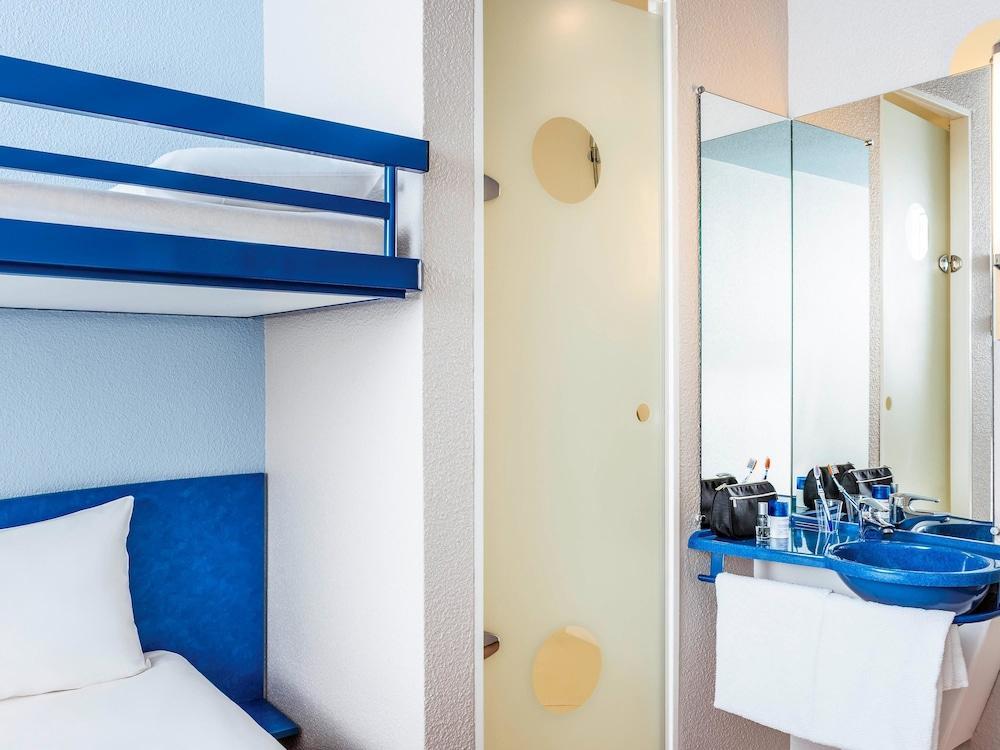 Ibis Budget Rueil Malmaison Zewnętrze zdjęcie