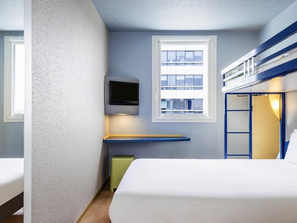 Ibis Budget Rueil Malmaison Zewnętrze zdjęcie